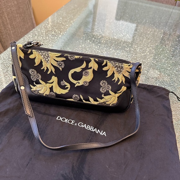 VINTAGE DOLCE & GABBANA, BLACK & GOLD TAPESTRY HANDBAG 10 X 4.5 X 3” EUC - Picture 1 of 13